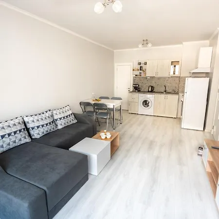 Lovely 1bed For 4 Guests & Free Street Parking Plovdiv