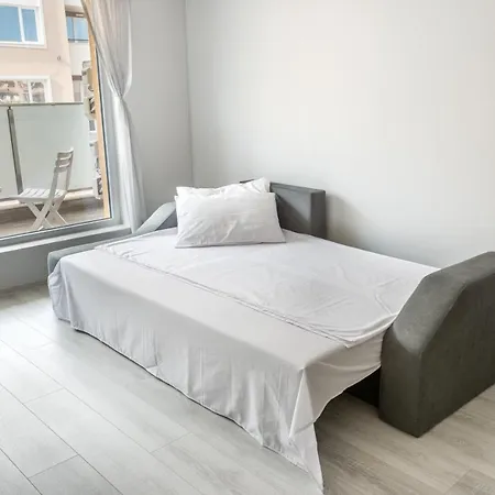 Lovely 1bed For 4 Guests & Free Parking Apartment Plovdiv