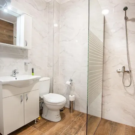 Apartment Lovely 1bed For 4 Guests & Free Parking *